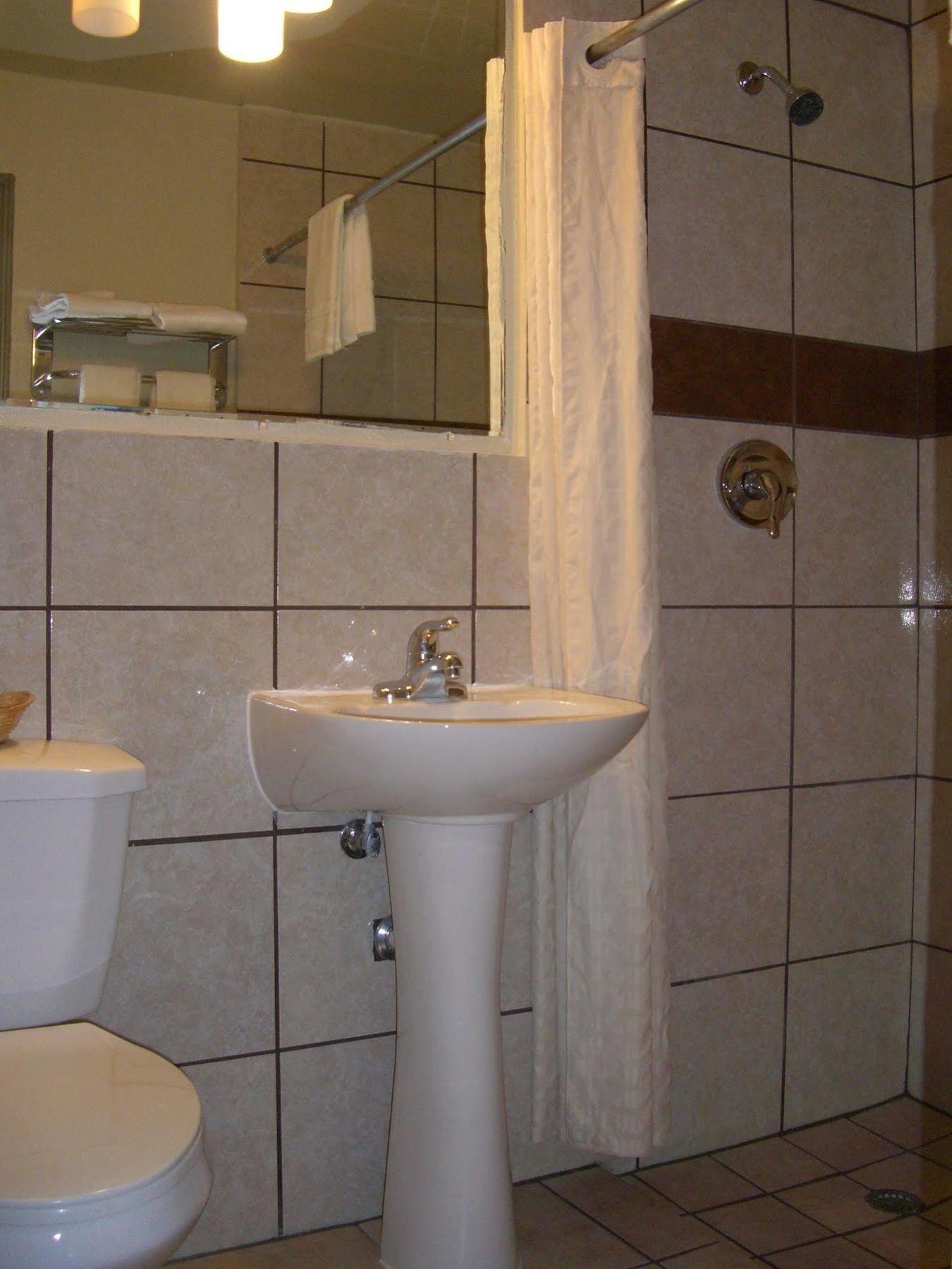 Budget Inn Артижа Экстерьер фото